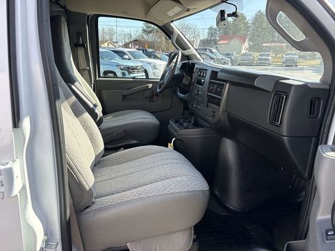 New 2025 Chevrolet Express 3500 Extended w/ Driver Convenience Package image 24