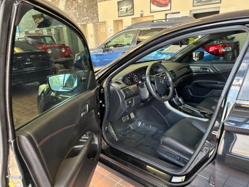 Used 2017 Honda Accord Sport Special Edition image 13