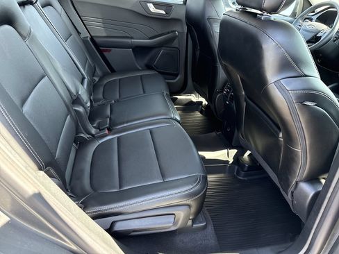 Used 2022 Ford Escape SEL AWD/4WD image 15