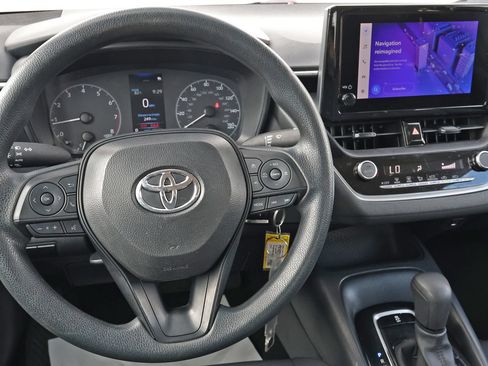 Used 2024 Toyota Corolla LE FWD image 14