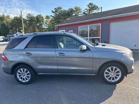 Used 2015 Mercedes-Benz ML 250 ML 250 BlueTEC 4MATIC Sport Ut image 3
