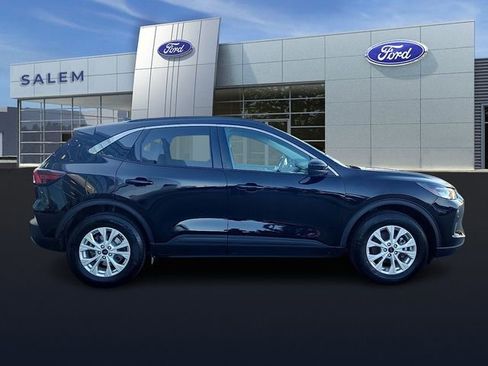 Certified 2023 Ford Escape Active w/ Tech Pack #2 image 2