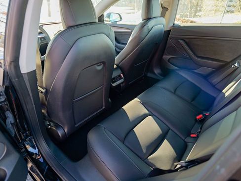 Used 2023 Tesla Model 3 Standard Range image 23