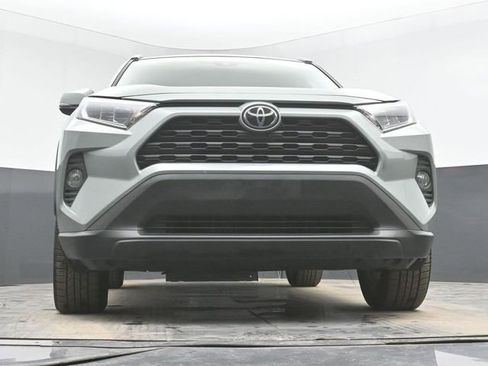 Used 2021 Toyota RAV4 XLE Premium image 43
