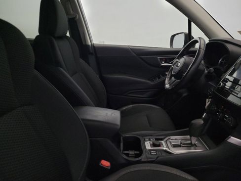 Used 2019 Subaru Forester Premium w/ All-Weather Package AWD/4WD image 21