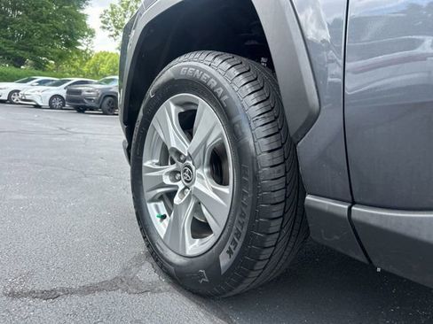 Used 2023 Toyota RAV4 XLE AWD/4WD image 13