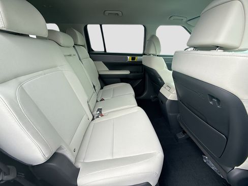 New 2026 Hyundai Santa Fe SE FWD image 20