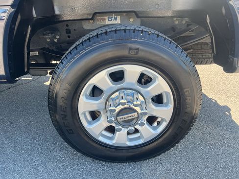 Used 2023 Ford F250 XLT w/ 360-Degree Camera Package image 19