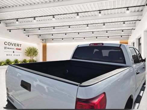 Used 2012 Toyota Tundra 4x4 CrewMax w/ SR5 Pkg image 41