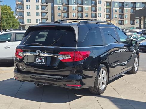 Used 2018 Honda Odyssey EX-L image 3