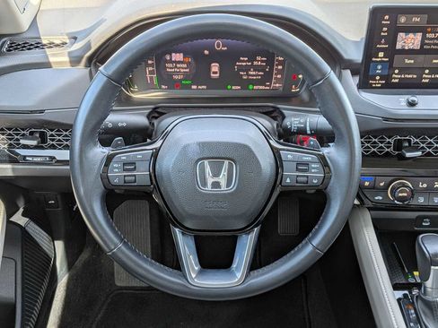 Used 2023 Honda Accord Touring image 23
