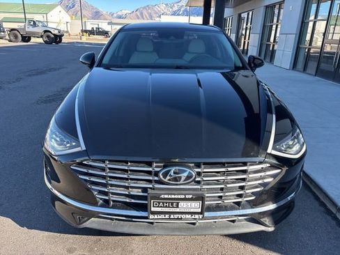 Used 2023 Hyundai Sonata Blue image 2