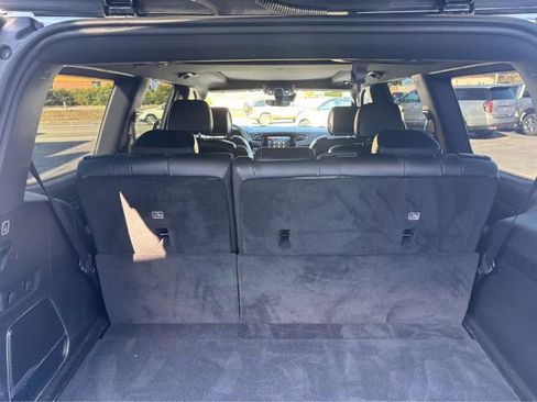 Used 2022 Jeep Wagoneer Series III w/ Premium Group I image 9