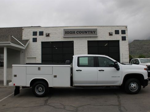 Used 2023 Chevrolet Silverado 3500 W/T w/ WT Fleet Convenience Package image 9