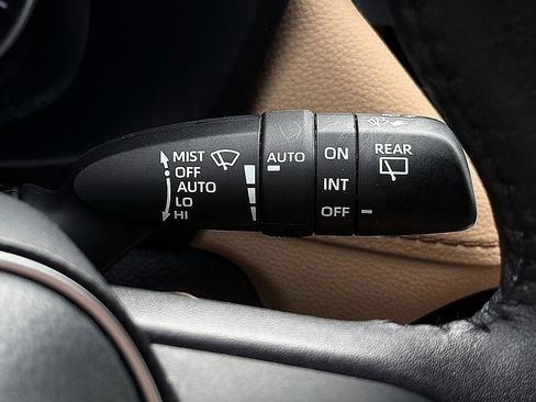 Used 2022 Toyota RAV4 XLE w/ Convenience Package image 19