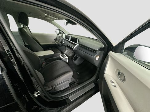 Used 2024 Hyundai Ioniq 5 SEL RWD image 31