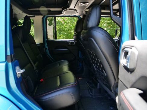 Used 2020 Jeep Wrangler Unlimited Rubicon AWD/4WD image 36