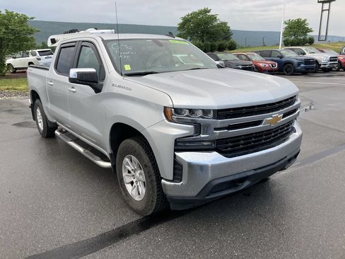 Used 2020 Chevrolet Silverado 1500 LT w/ Fleet Comfort Package AWD/4WD image 1