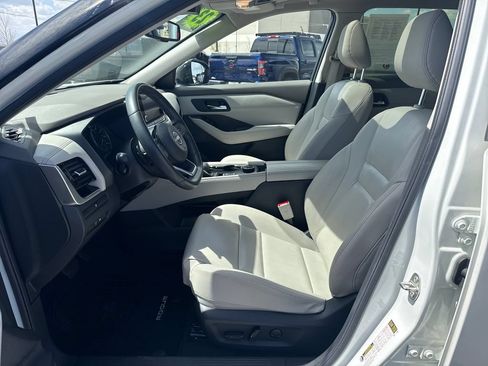 Used 2023 Nissan Rogue SL AWD/4WD image 23