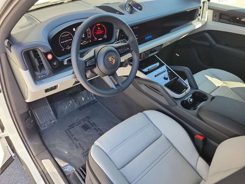 New 2026 Porsche Cayenne AWD/4WD image 4