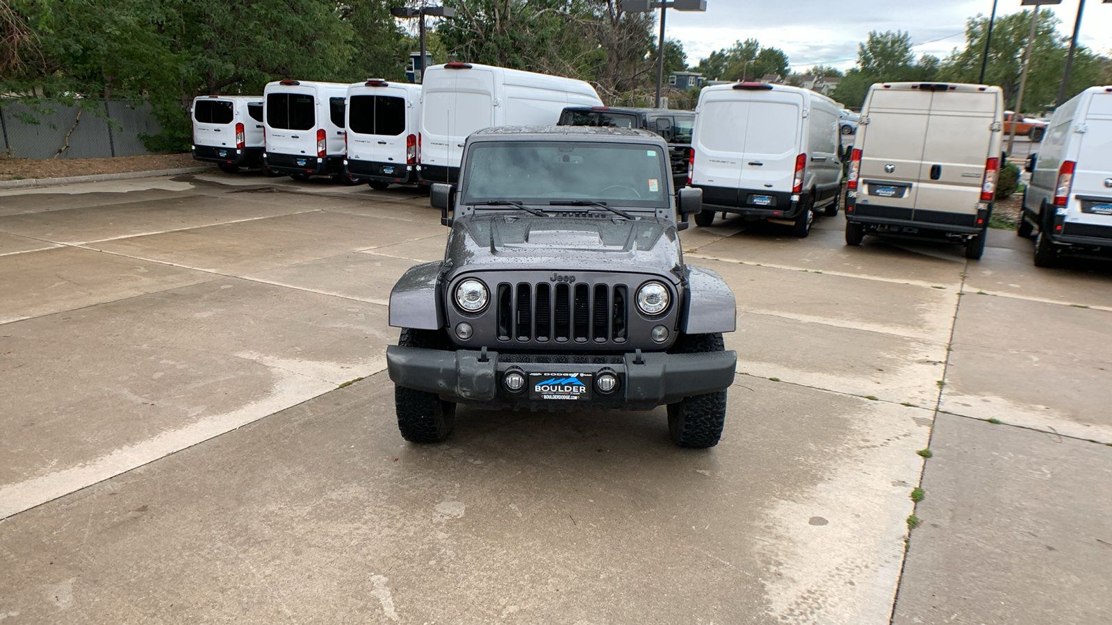 Used 2017 Jeep Wrangler Unlimited Sahara AWD/4WD image 7