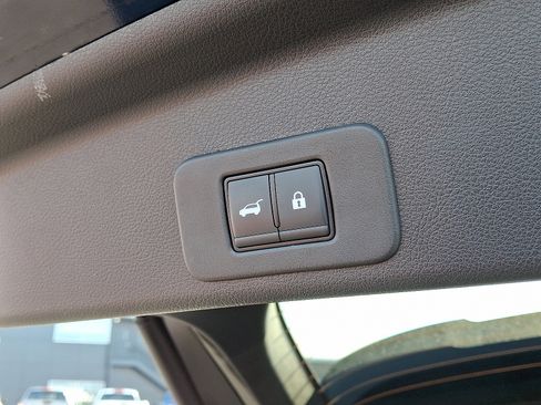 Certified 2025 Nissan Murano SL w/ Cargo Package image 32