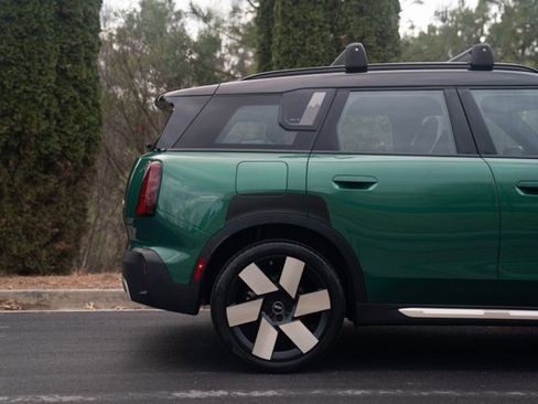 Used 2025 MINI Cooper Countryman S image 8