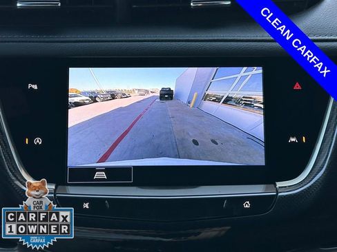 Used 2023 Cadillac XT6 Sport w/ LPO, ONYX Package image 8