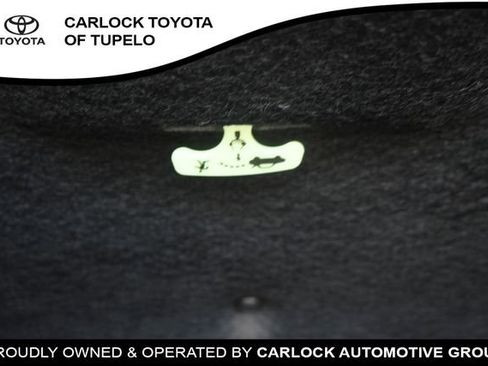 Used 2025 Toyota Camry SE w/ Convenience Package FWD image 31