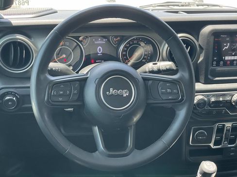 Used 2023 Jeep Wrangler Unlimited Sport AWD/4WD image 7