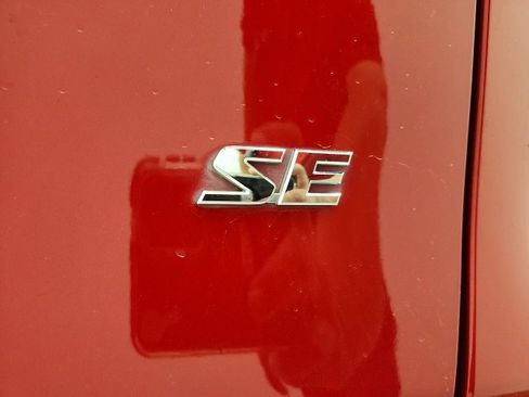 Certified 2023 Toyota RAV4 SE image 24