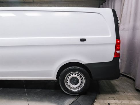Used 2022 Mercedes-Benz Metris image 8
