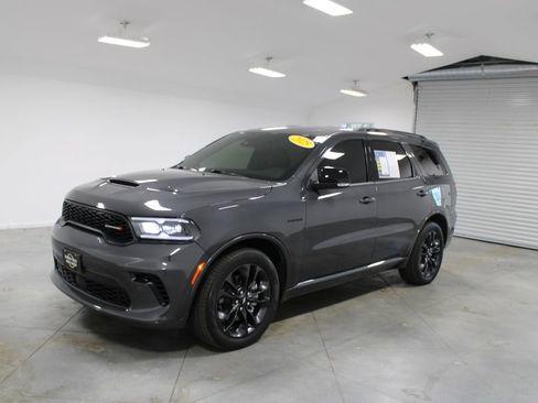 Used 2025 Dodge Durango R/T image 4