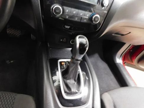 Used 2019 Nissan Rogue Sport S w/ Appearance Package image 40