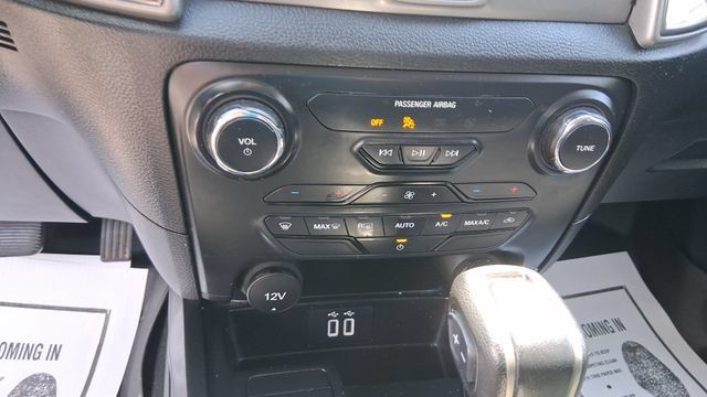 Used 2022 Ford Ranger XLT w/ Equipment Group 301A Mid AWD/4WD image 17