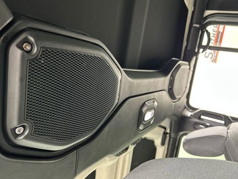 Used 2018 Jeep Wrangler Unlimited Sport S image 20