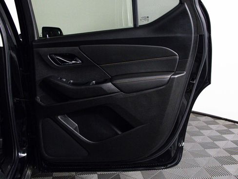 Used 2020 Chevrolet Traverse LT AWD/4WD image 39