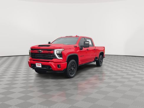Certified 2024 Chevrolet Silverado 2500 LTZ w/ LTZ Plus Package AWD/4WD image 4