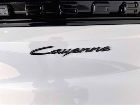 New 2026 Porsche Cayenne AWD/4WD image 33