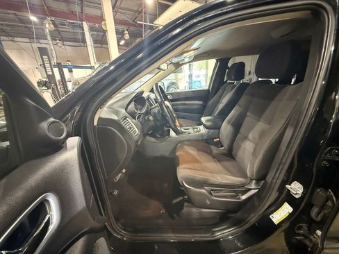 Used 2019 Dodge Durango SXT w/ 3rd Row Seating Group RWD image 9