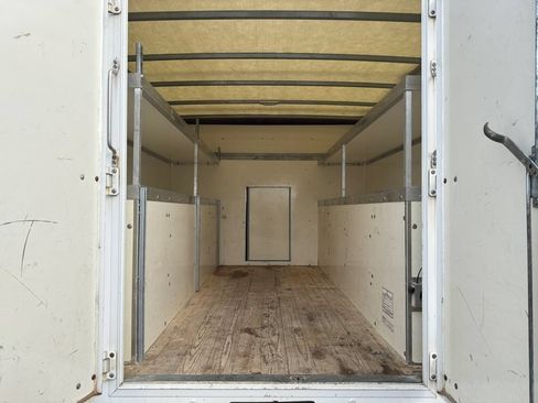 Used 2022 Ford E-350 and Econoline 350 Super Duty w/ Power Windows & Locks Group RWD image 25