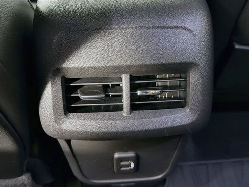 Used 2022 GMC Terrain SLT AWD/4WD image 28
