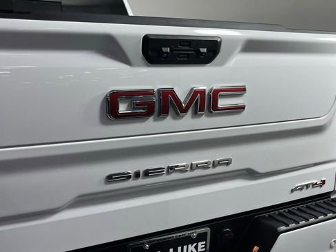 Used 2023 GMC Sierra 1500 AT4 w/ AT4 Preferred Package image 26