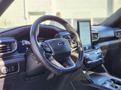 Certified 2022 Ford Explorer ST w/ Equipment Group 401A image 21