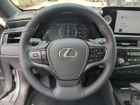 New 2025 Lexus ES 350 w/ Premium Package image 30