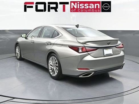 Used 2020 Lexus ES 350 w/ Accessory Package FWD image 5