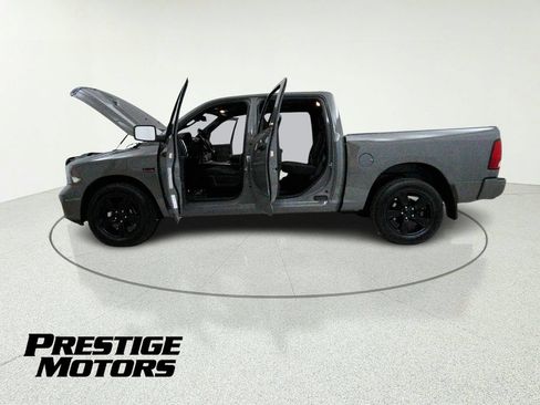 Used 2022 RAM 1500 Express w/ Ceramic Grey Express Package AWD/4WD image 11