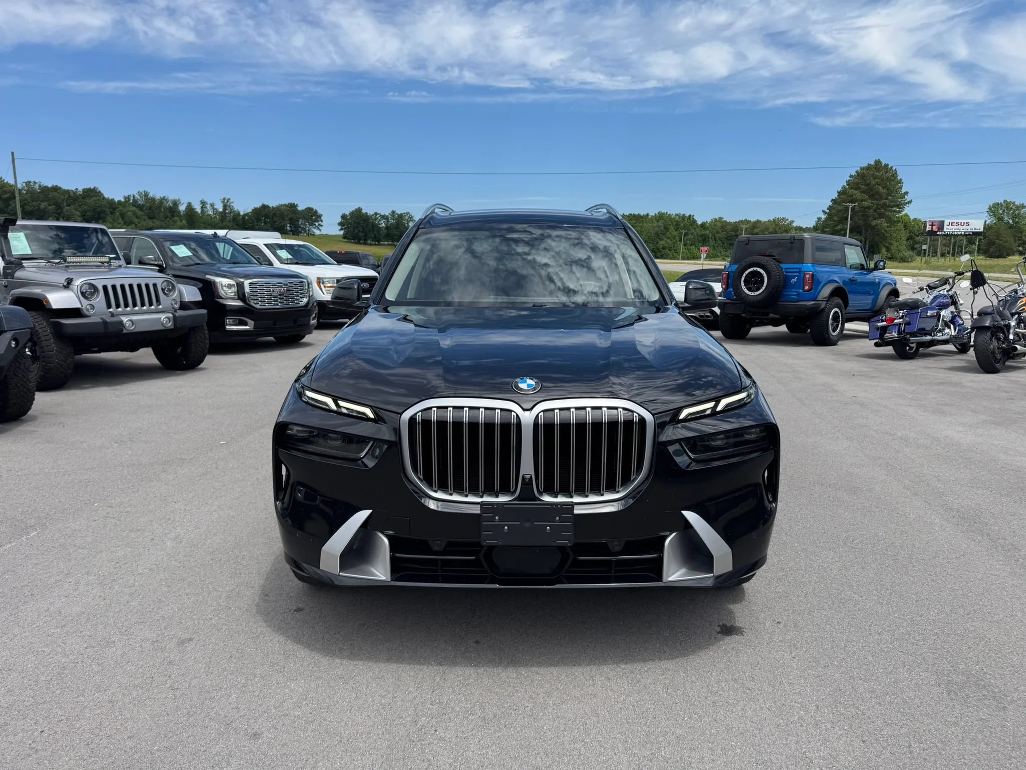 Used 2023 BMW X7 xDrive40i AWD/4WD image 19