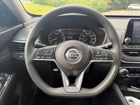 Used 2021 Nissan Altima 2.5 SV AWD/4WD image 21