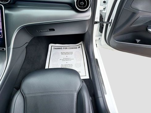 Used 2023 Mercedes-Benz C 300 Sedan image 18